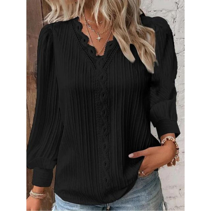 Luna Elegante Biesenbluse – Für zeitlose Raffinesse und stilvollen Komfort