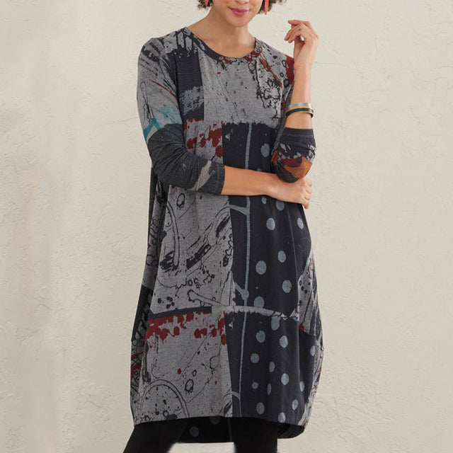 Diana – Feminines Vintage-Kleid mit abstraktem Muster und eleganter Silhouette