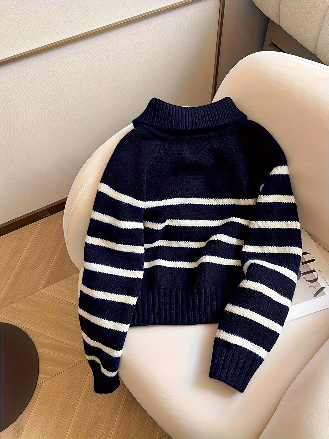 Luna Schwarz-Weiß Gestreifter Halb-Zip Turtleneck Pullover