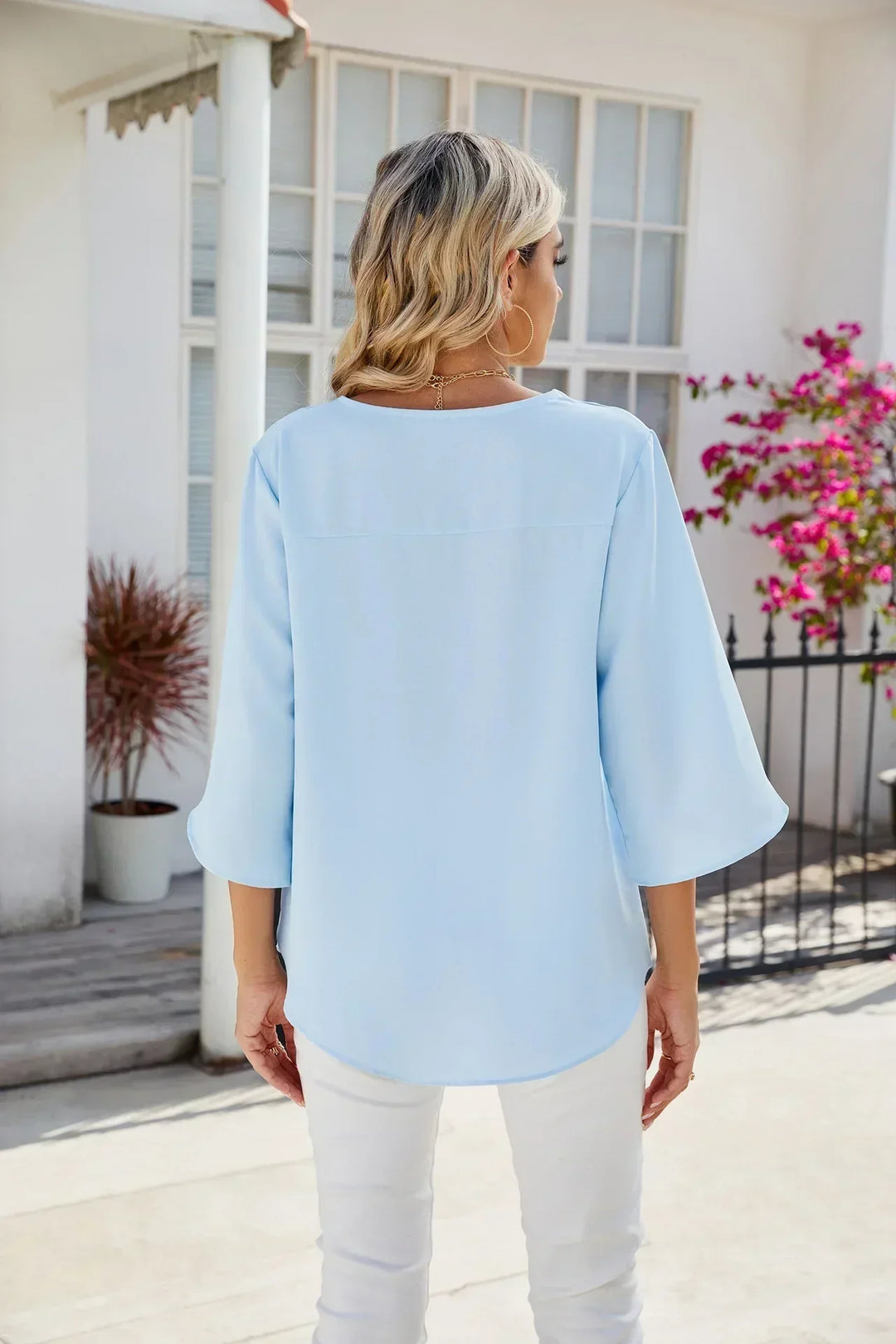Helene Bluse mit V-Ausschnitt – Eleganz und Komfort für jeden Tag