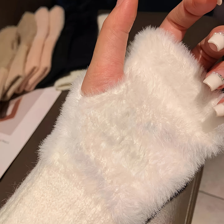 Elsa Weiche, Warme Fingerlose Handschuhe – Stylischer Winterstrick für kalte Tage