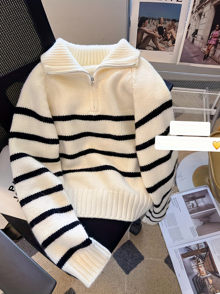 Luna Schwarz-Weiß Gestreifter Halb-Zip Turtleneck Pullover