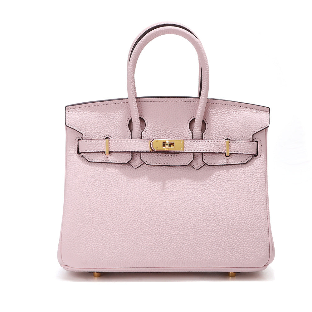 Birk-Handtasche aus Narbenleder mit goldenen Beschlägen