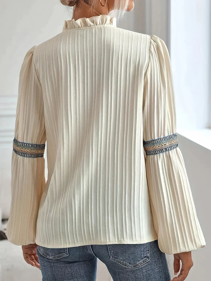 Colette Wunderschöne Bluse mit V-Ausschnitt – Für mühelose Eleganz und Stil