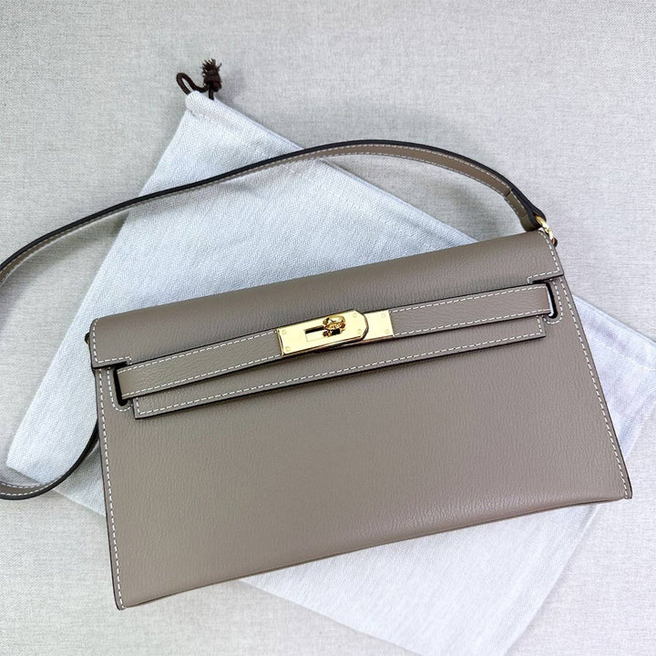 Elan Schultertasche aus Leder mit abnehmbaren Riemen