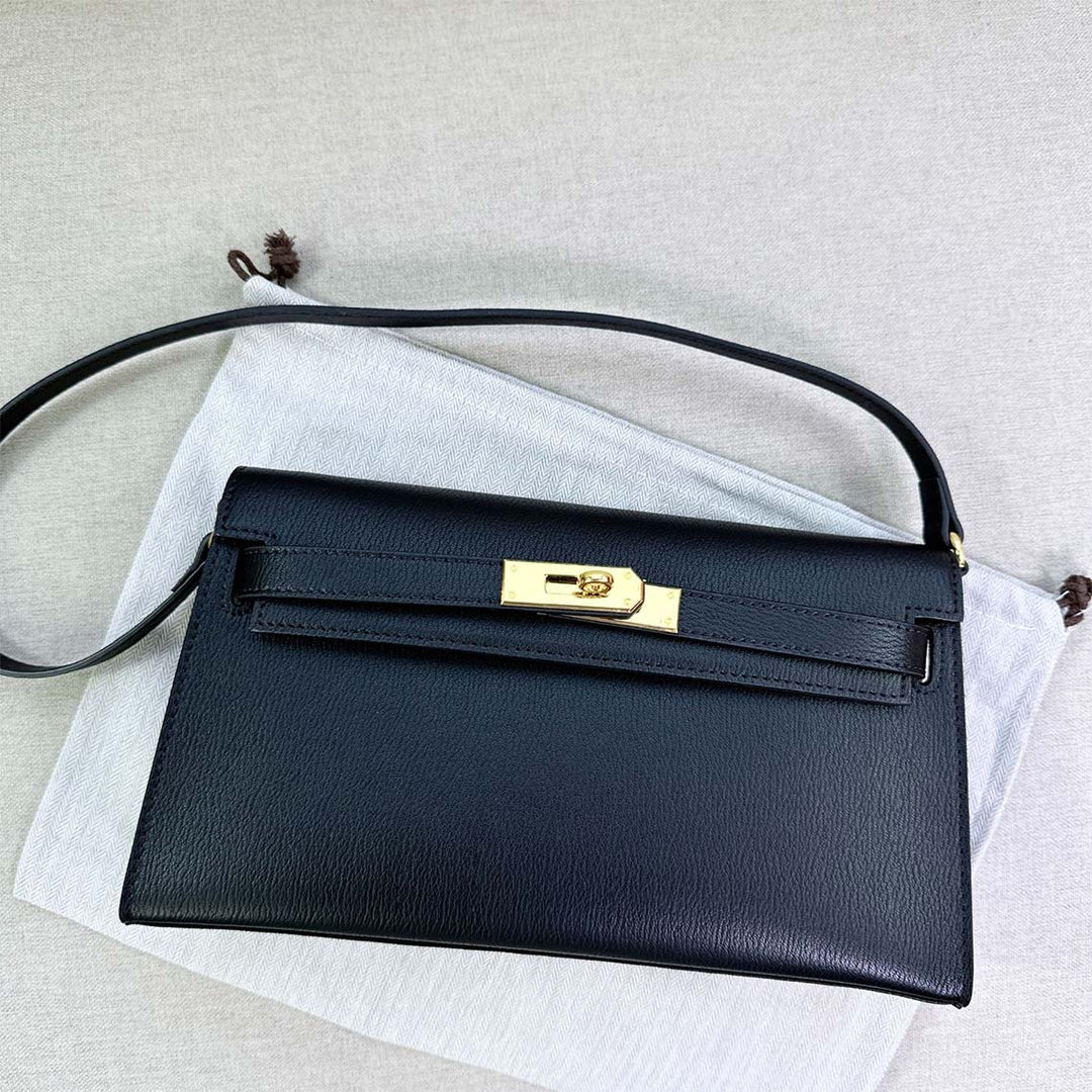 Elan Schultertasche aus Leder mit abnehmbaren Riemen