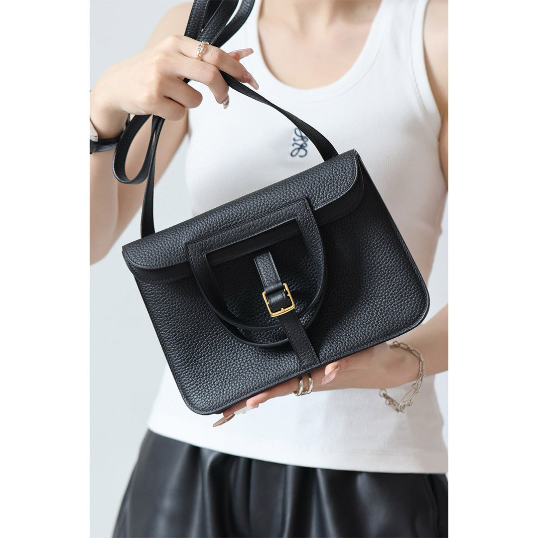 Handgefertigte Horseshoe-Tasche aus Vollnarbenleder für Damen
