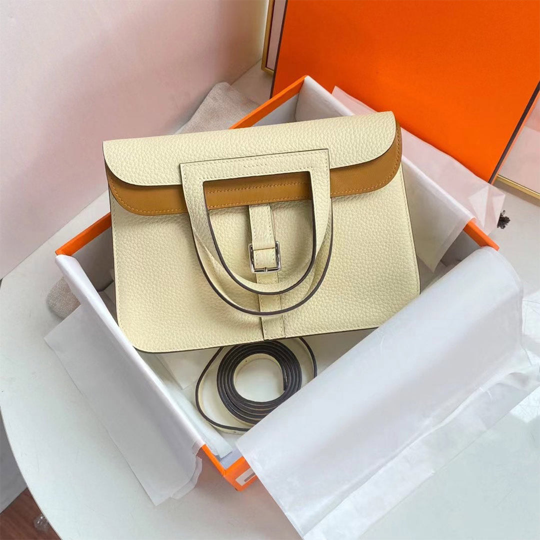 Handgefertigte Horseshoe-Tasche aus Leder für Damen