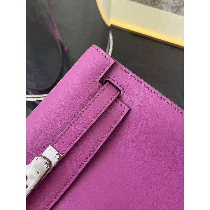 Danse-Tasche aus glattem Narbenleder mit abnehmbarem, verstellbarem Riemen