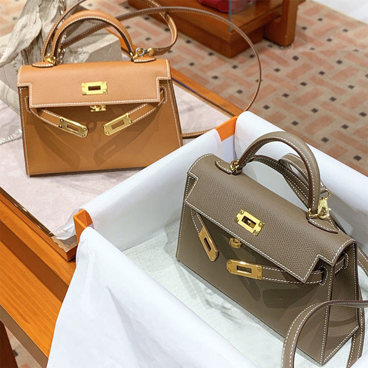 Kelli-Handtasche aus Epsom-Narbenleder mit Henkel und Schulterriemen