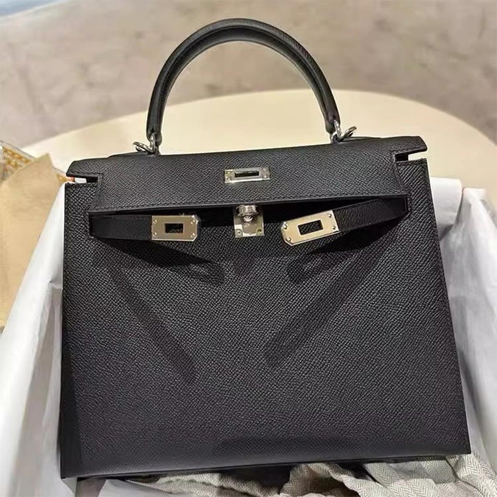 Kelli-Handtasche aus Epsom-Narbenleder mit Henkel und Schulterriemen