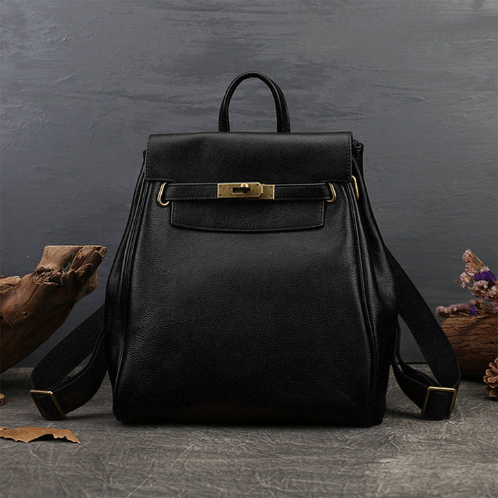 Klassischer Lederrucksack für Damen mit Kelly-Schloss und verstellbaren Trägern