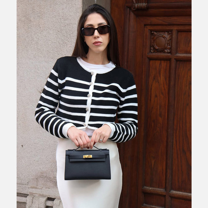 Kelli-Clutch aus Leder mit abnehmbarem Riemen und goldfarbenen Beschlägen