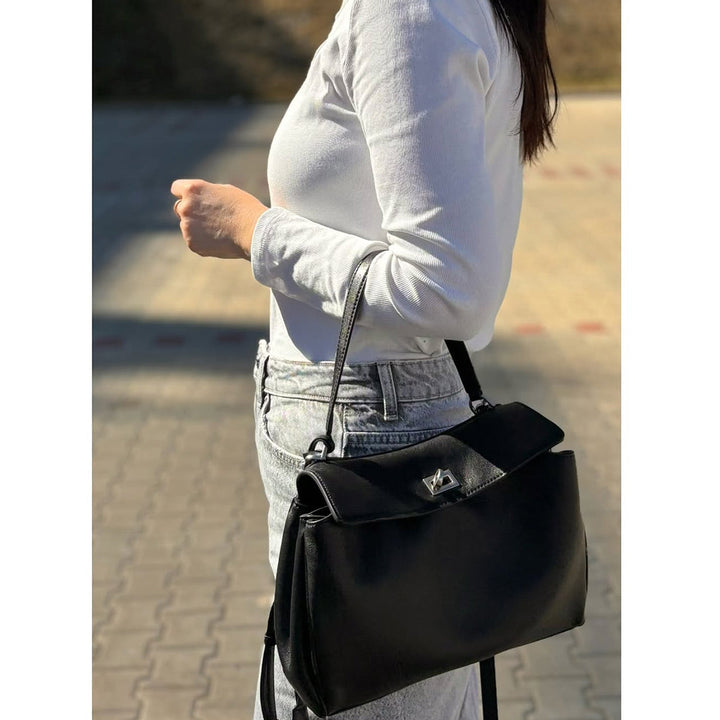 Rodeo Schultertasche aus Narbenleder mit Henkel und Riemen