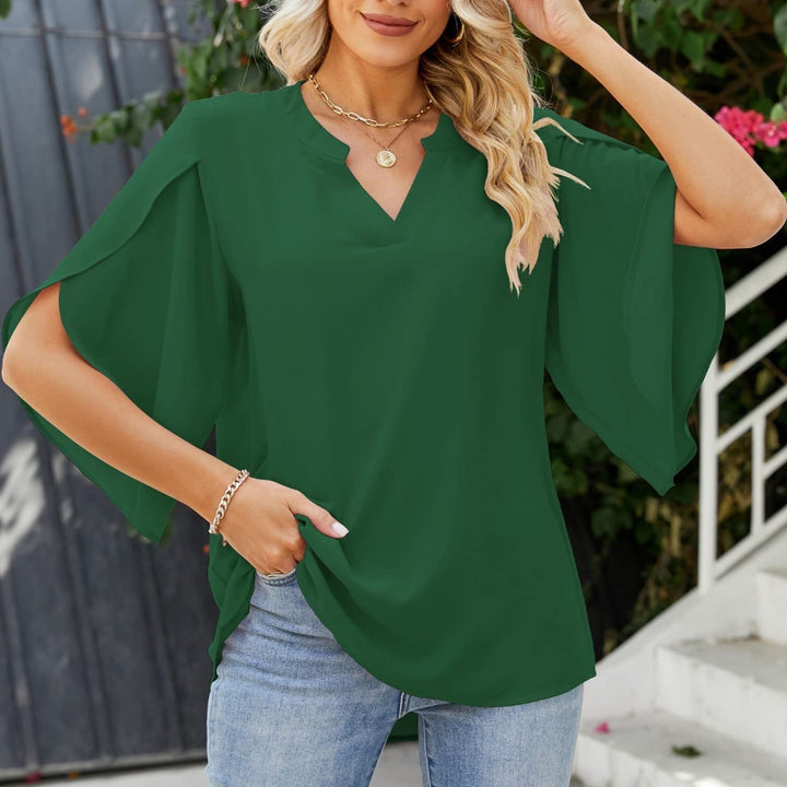 Claire Elegantes Top mit V-Ausschnitt – Für zeitlose Eleganz und Komfort