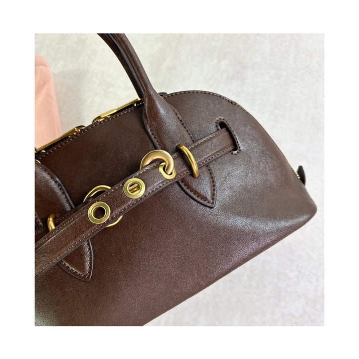 Retro Bowling-Tasche aus Leder mit Henkel und goldfarbenen Beschlägen