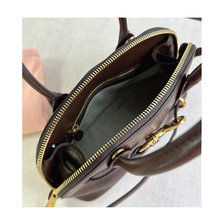 Retro Bowling-Tasche aus Leder mit Henkel und goldfarbenen Beschlägen