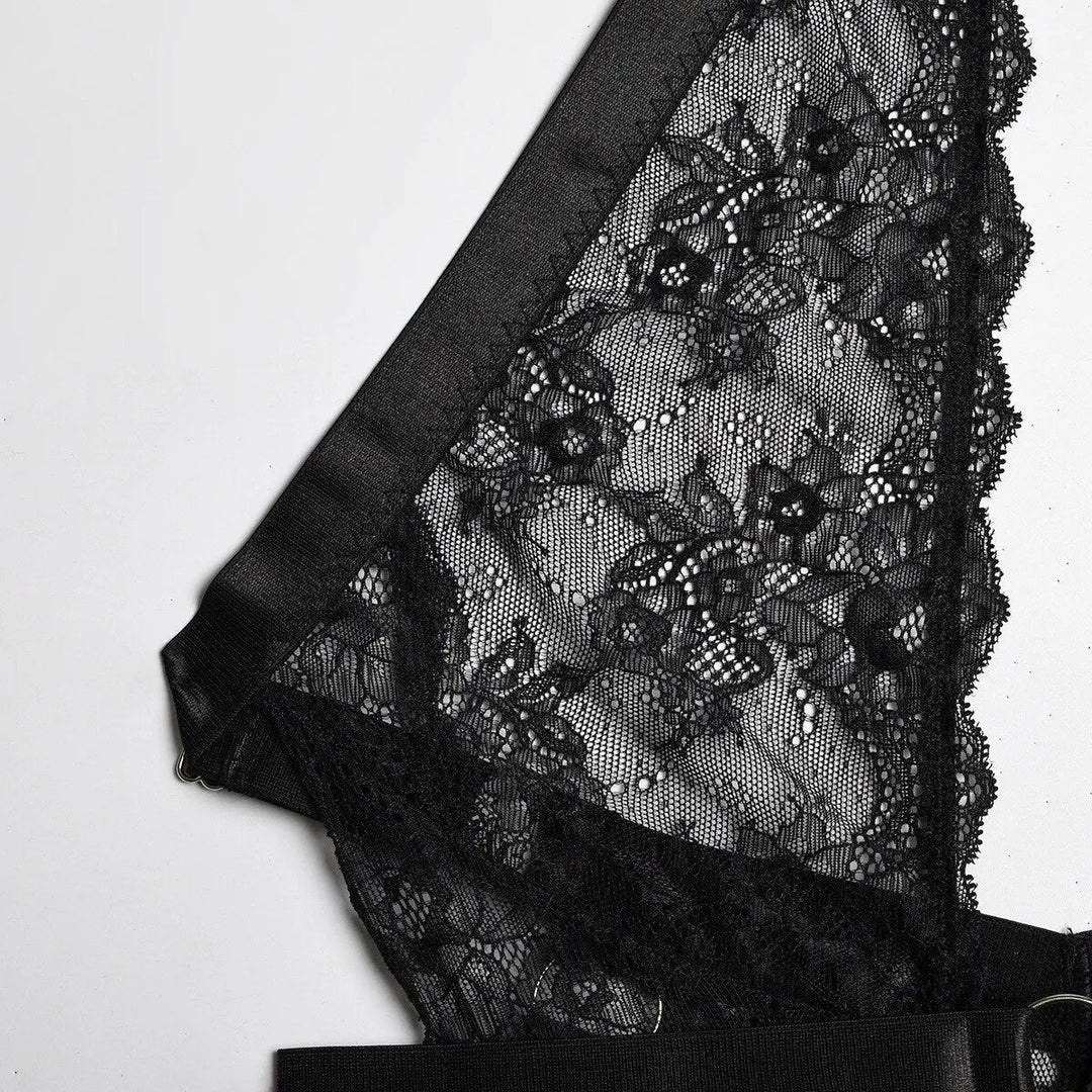 Einteiliger Dessous-Body Dayana in Schwarz mit tiefem Ausschnitt