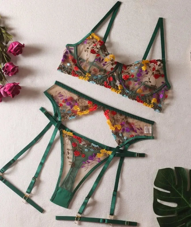 Daisy Dessous-Set aus französischer Spitze mit zarten Blumen-Details