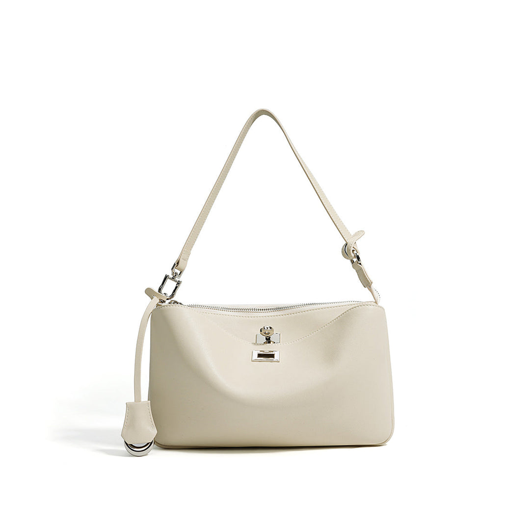 Schwarze Schultertasche aus Narbenleder für Damen mit silbernen Beschlägen