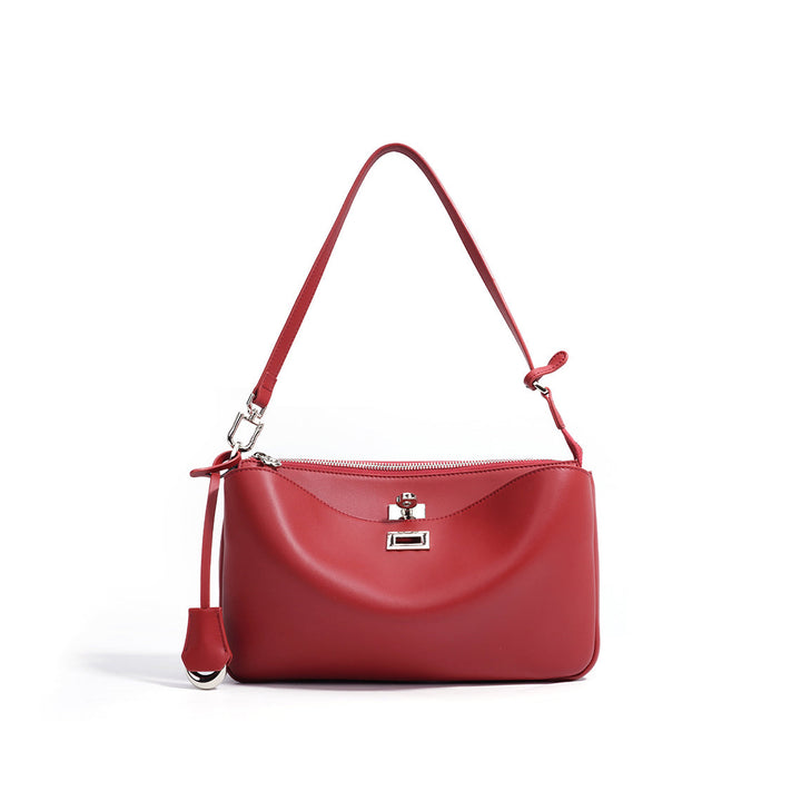 Schwarze Schultertasche aus Narbenleder für Damen mit silbernen Beschlägen