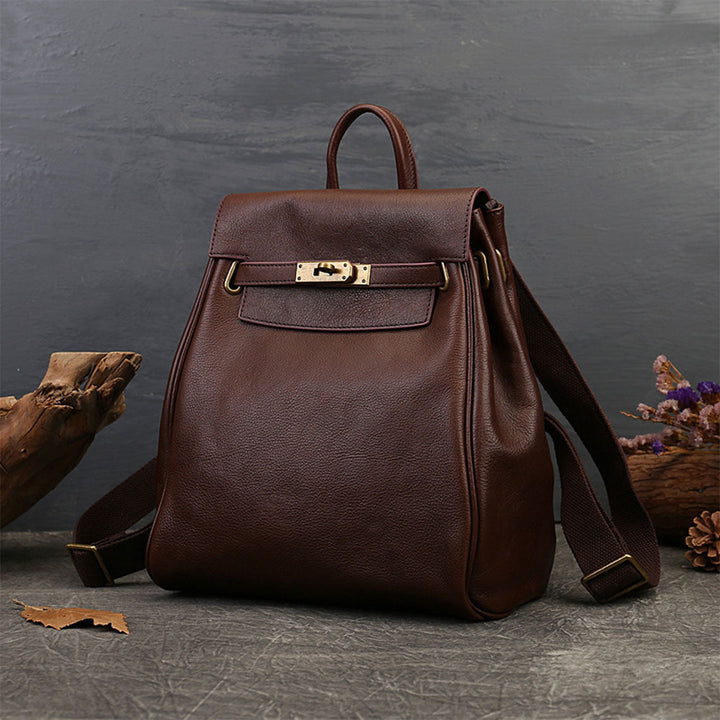 Klassischer Lederrucksack für Damen mit Kelly-Schloss und verstellbaren Trägern