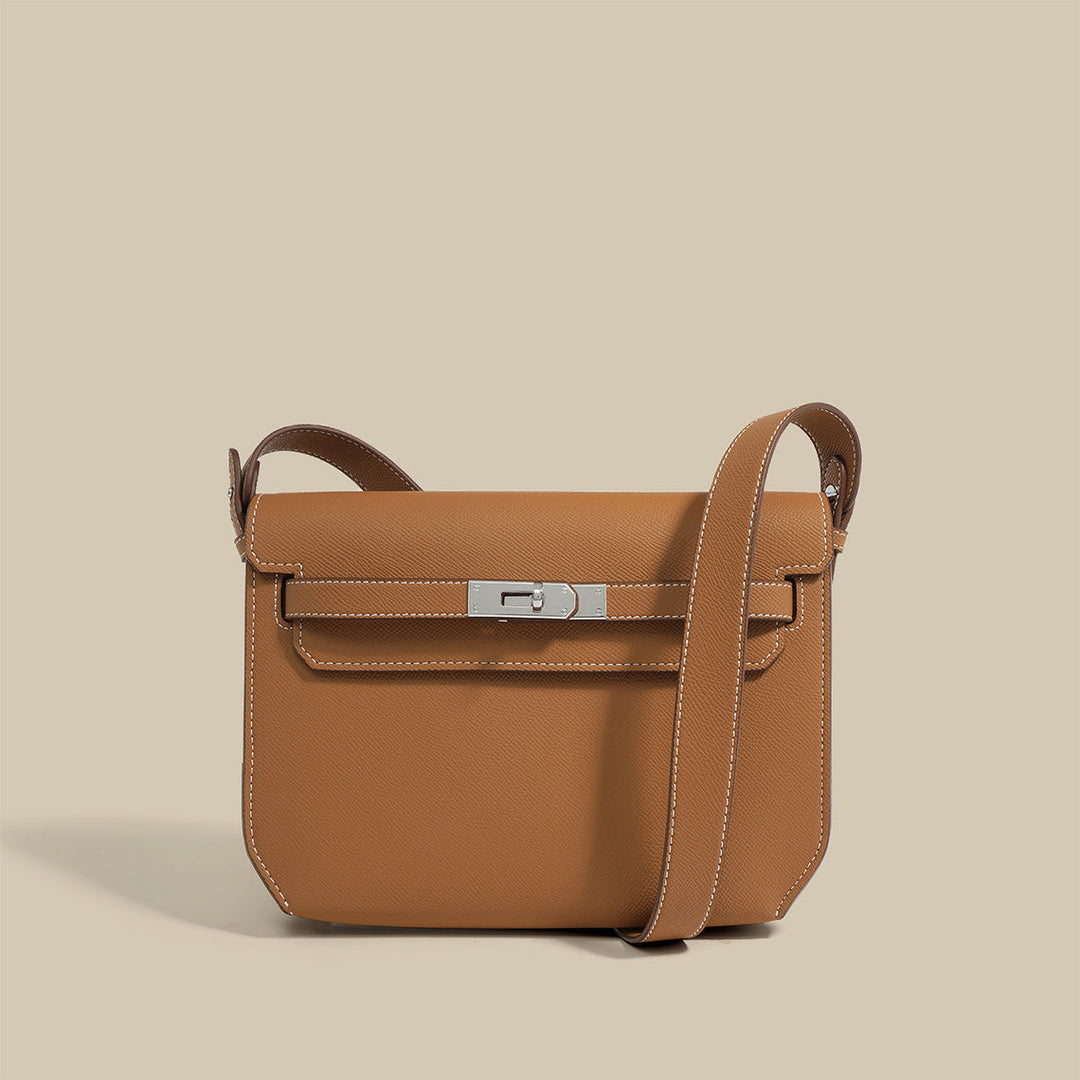 Kelly Depeches Pouch aus Leder mit Drehverschluss und zwei abnehmbaren Riemen
