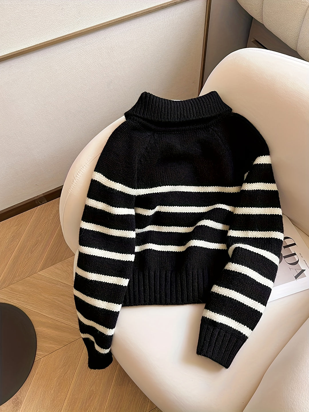 Luna Schwarz-Weiß Gestreifter Halb-Zip Turtleneck Pullover