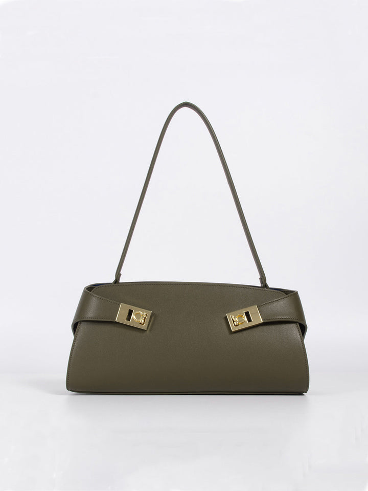 East-West Schultertasche für Damen mit länglicher rechteckiger Form