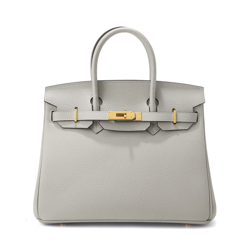 Birk-Handtasche aus Narbenleder mit goldenen Beschlägen