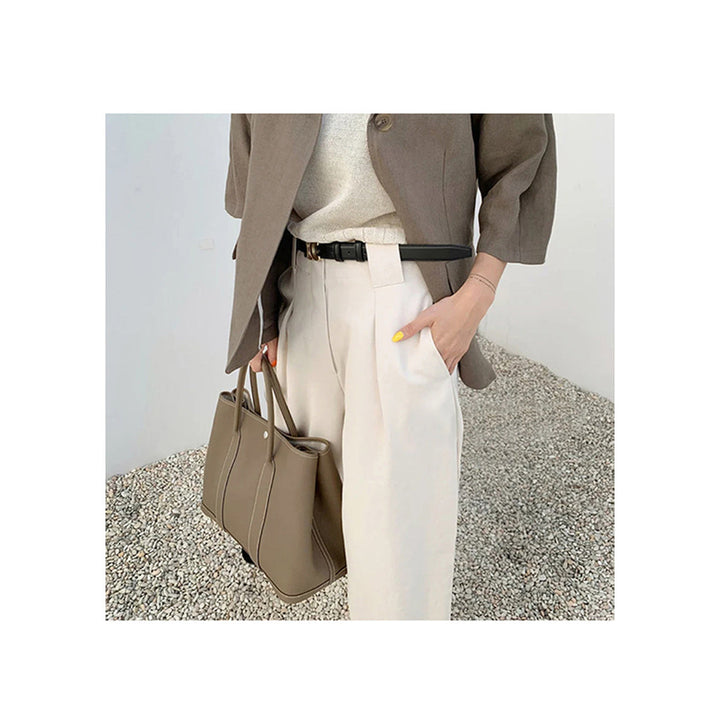 Garden-Handtasche aus Narbenleder mit gerollten Henkeln und Druckknopf