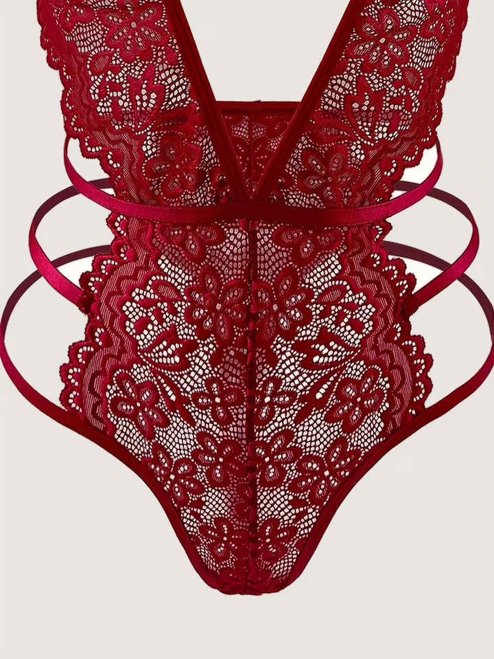 Transparenter Body aus Blumen-Spitze mit offenem Rücken und goldfarbenem Herzring