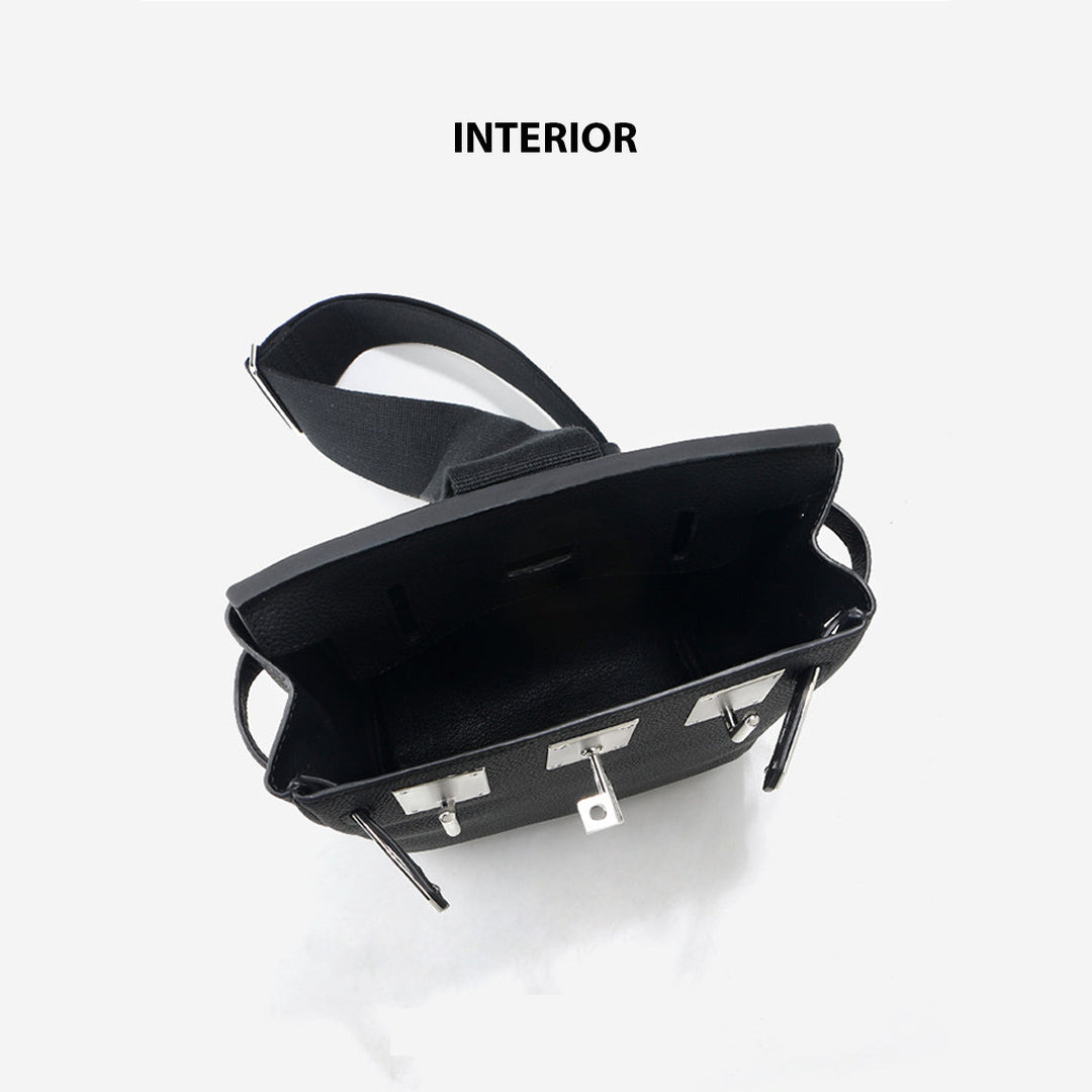 New Kelli Gürteltasche aus Narbenleder mit silbernem Drehverschluss