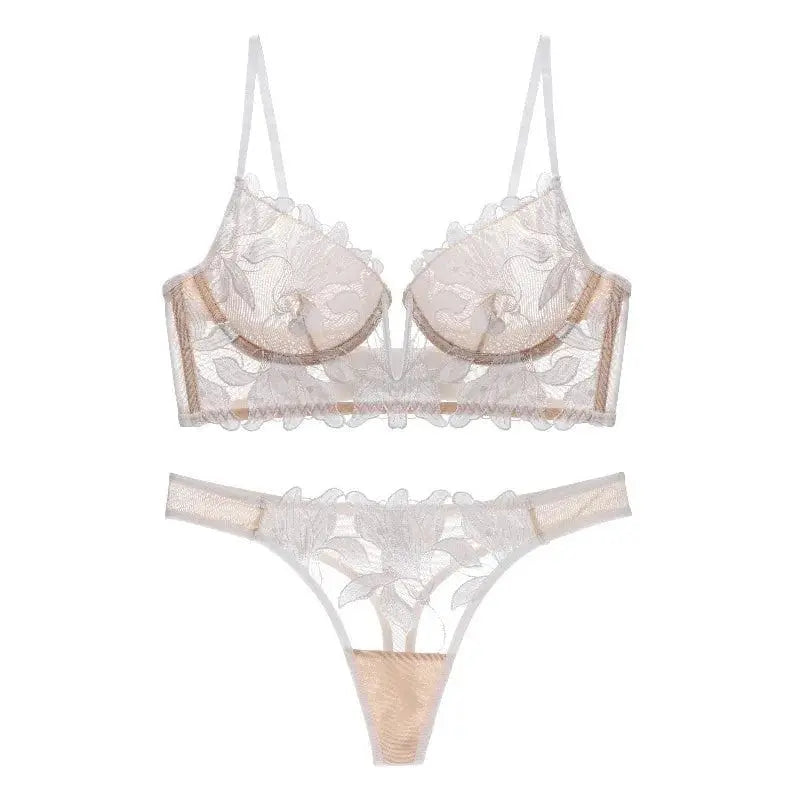 Feminines Dessous-Set Eleonore aus zarter Spitze mit BH und Slip