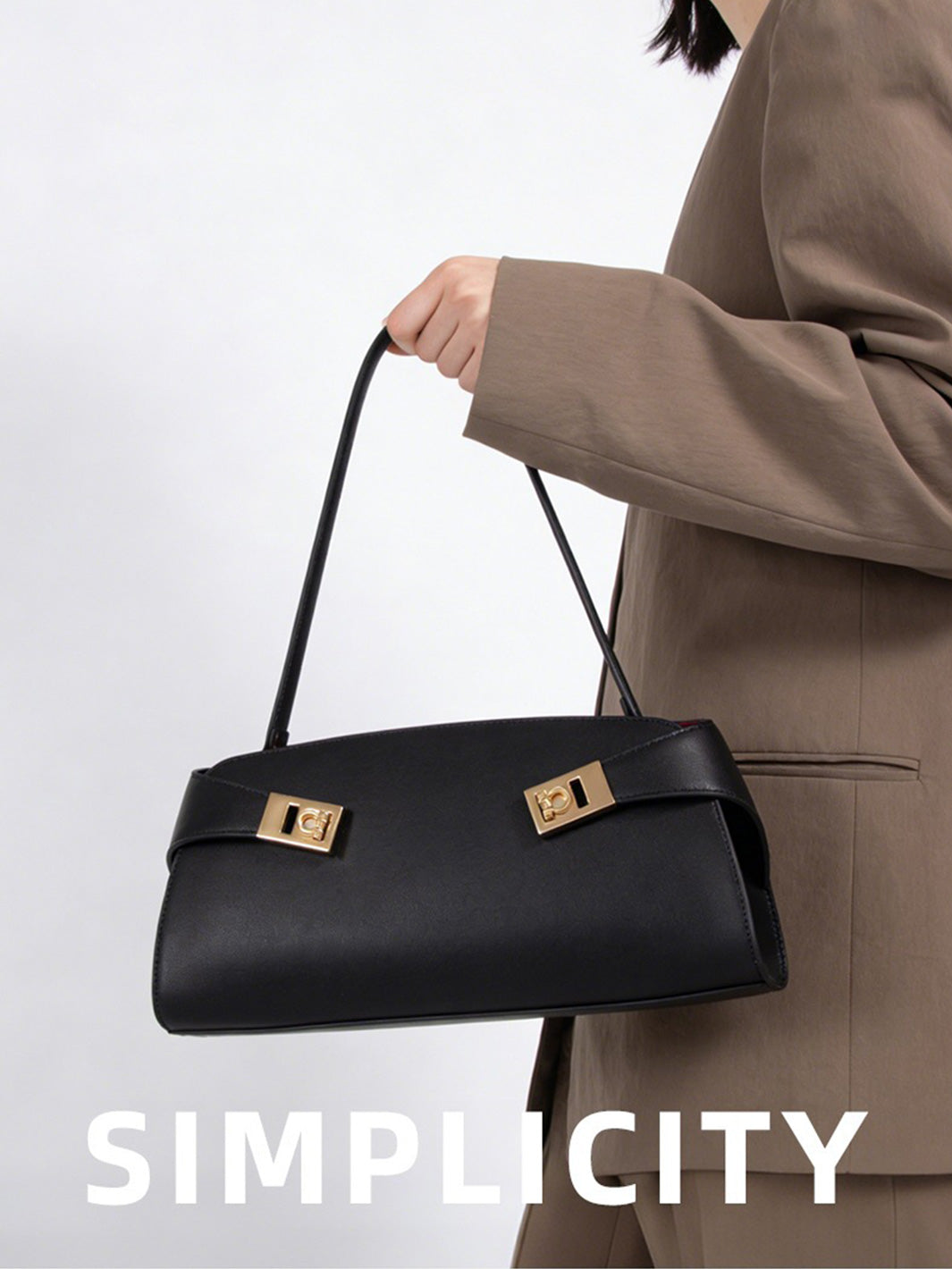 East-West Schultertasche für Damen mit länglicher rechteckiger Form